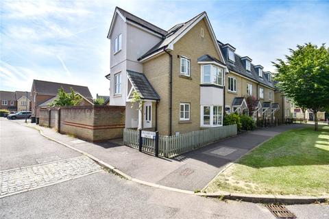 4 bedroom end of terrace house to rent, Cressbrook Drive, Great Cambourne, Cambridge, CB23