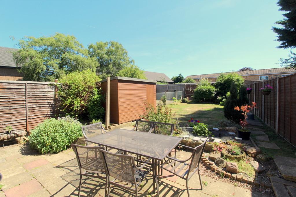 Rectory Lane, Byfleet 2 bed semidetached house £415,000
