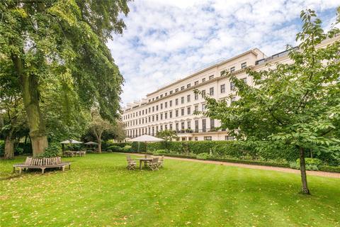 2 bedroom flat for sale, Hyde Park Gardens, Hyde Park, London