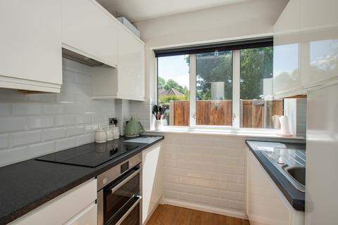 51 Shepperton Road, Petts Wood, Orpington, BR5 1DL
