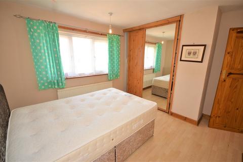 12 Bridgeford Place, Corby, NN18 0HE
