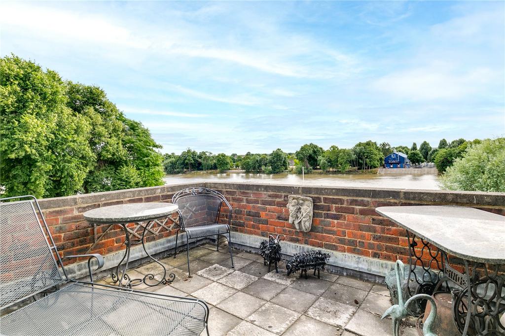 Roof Terrace