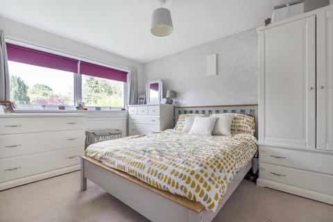 13 Fiona Close, Winchester, SO23 0HB