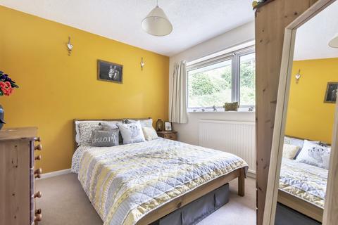 13 Fiona Close, Winchester, SO23 0HB