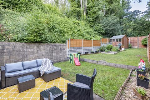13 Fiona Close, Winchester, SO23 0HB