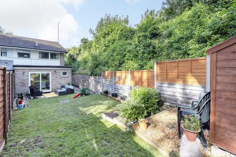 13 Fiona Close, Winchester, SO23 0HB