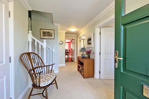 11 Belvedere, Truro, TR1 1UU