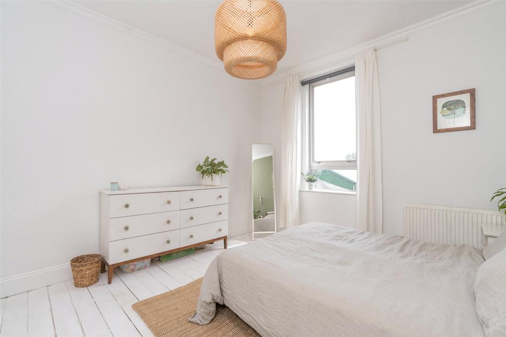 Bedroom 1 Alt