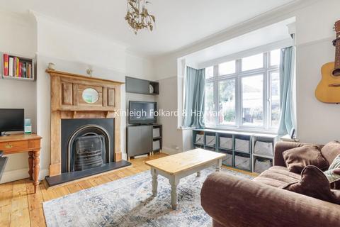 7 Dallinger Road, London, SE12 0TJ