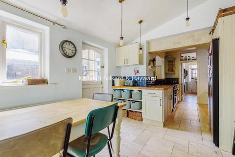 7 Dallinger Road, London, SE12 0TJ