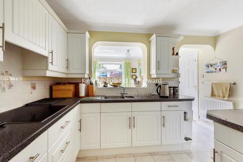 49 Broadheath Drive, Chislehurst, BR7 6EU