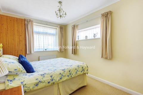 49 Broadheath Drive, Chislehurst, BR7 6EU