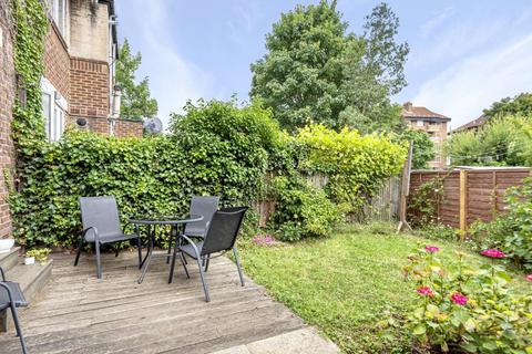 42 Abbots Park, London, SW2 3QD