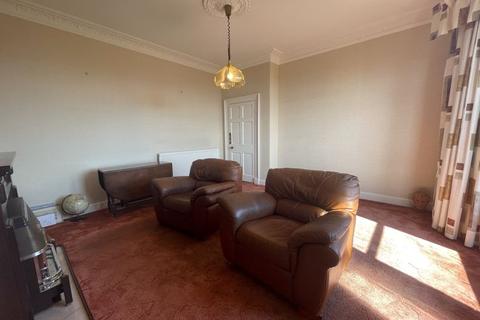 13 Fullerton Drive, Seamill, West Kilbride, KA23 9HS