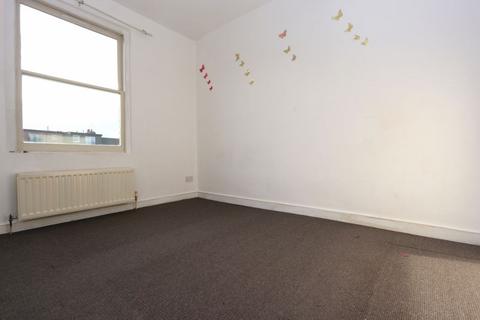 undefined, Sandford Avenue, Wood Green N22
