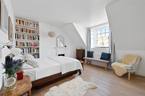 62d Addison Gardens, London, W14 0DP