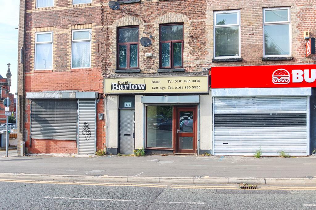 Edge Lane, Stretford, Manchester, M32 Property £800 pcm (£185 pw)