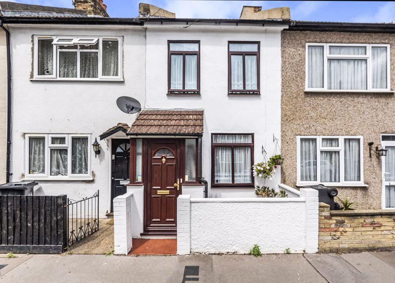 Theobald Road, Croydon CR0 2 bed terraced house £375,000