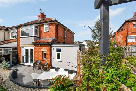 23 Benton Park Drive, Rawdon, Leeds, LS19 6AN