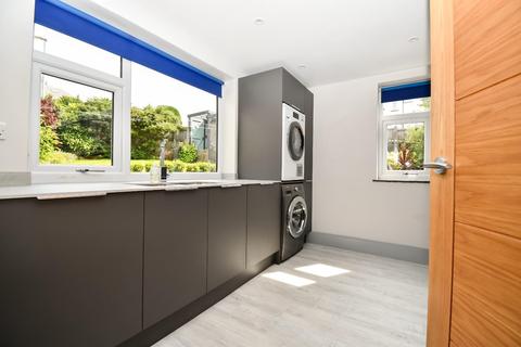 23 Benton Park Drive, Rawdon, Leeds, LS19 6AN