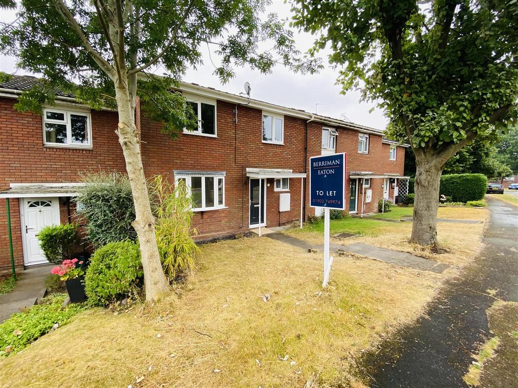 25 Fareham Crescent, Wolverhampton 3 bed terraced house £795 pcm (£