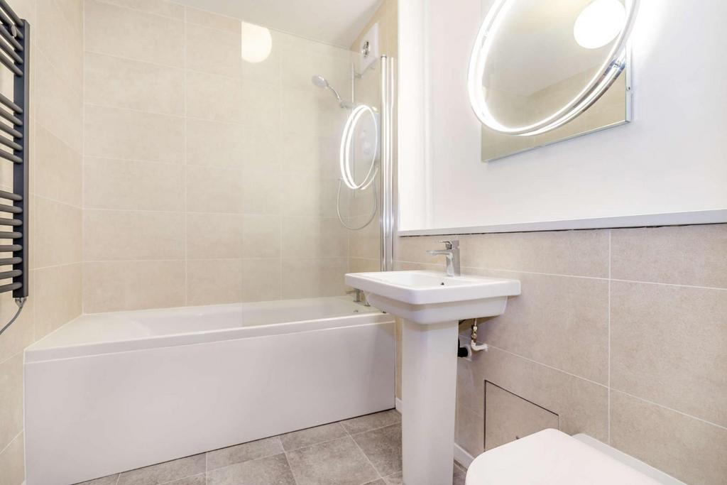 8513960-interior13-800.jpg