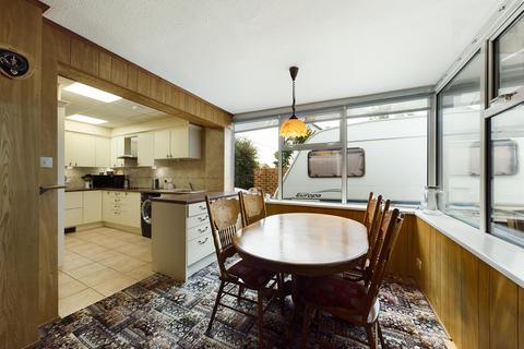 6 bedroom detached house for sale - Southsea Road, Flamborough