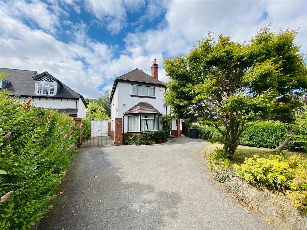 62 Mount Road, Penn, Wolverhampton 4 bed detached house £1,400 pcm (£