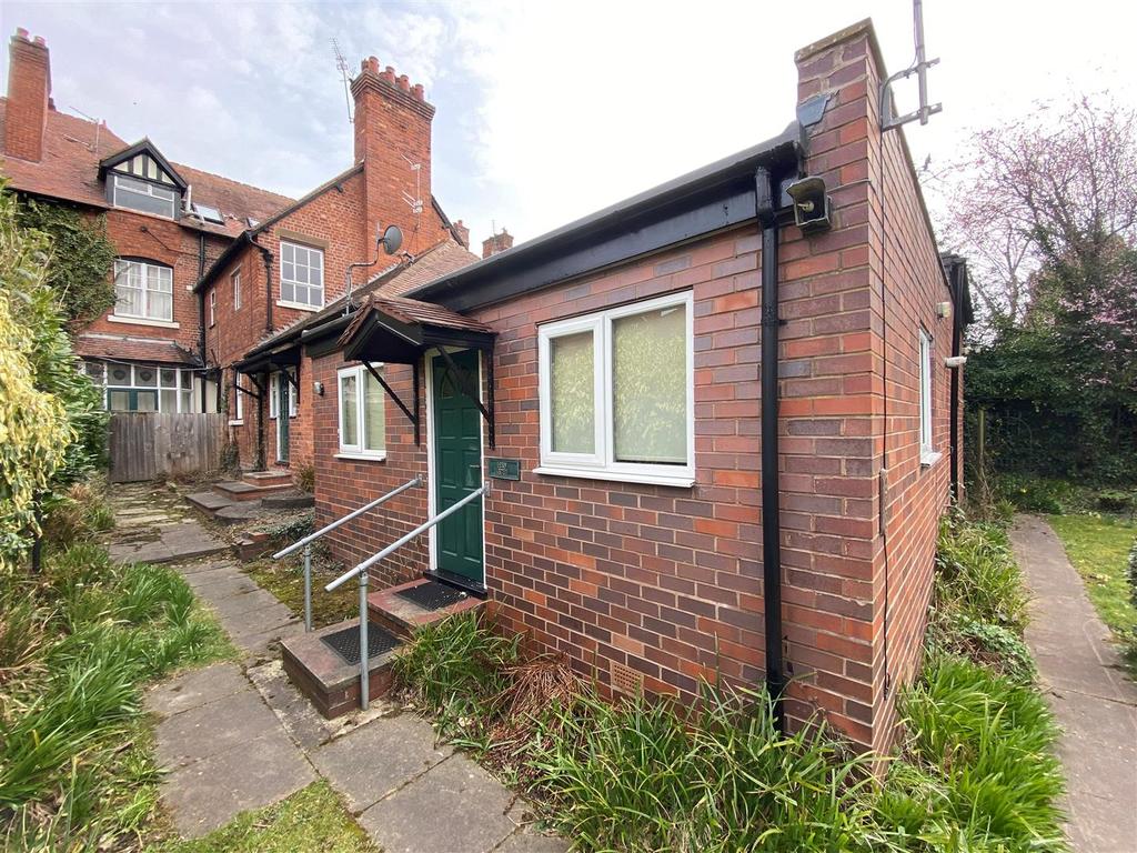 Garden Flat, 233 Tettenhall Road, Wolverhampton 1 bed apartment to rent