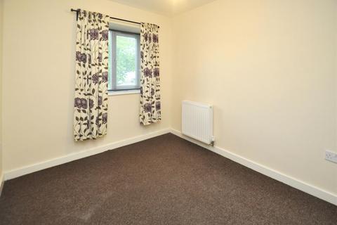 3 bedroom semi-detached house to rent, 6 Wessex Road, Parkfields, Wolverhampton