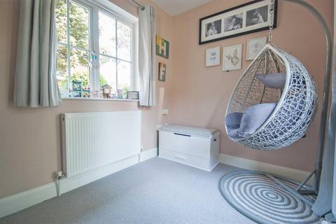 3 The Cedars, Chelmsford, CM2 6BL
