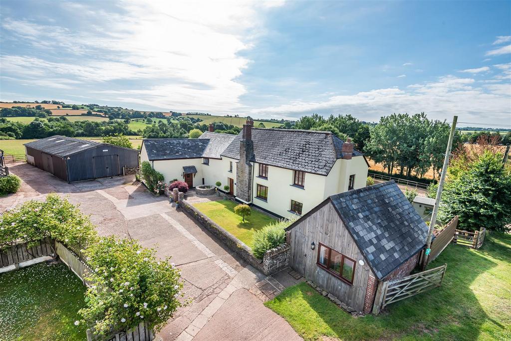 Bow, Crediton 5 bed detached house for sale £850,000