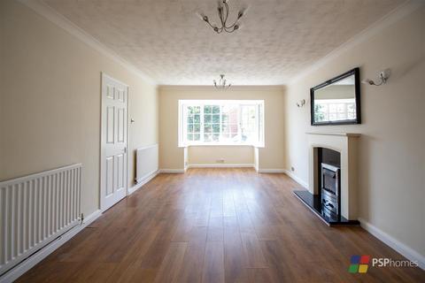 124 Beech Hill, Haywards Heath, RH16 3TT