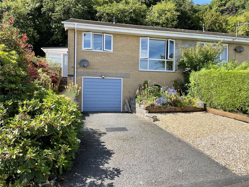 Tanyrallt, Llanidloes, Powys, SY18 2 bed bungalow £220,000