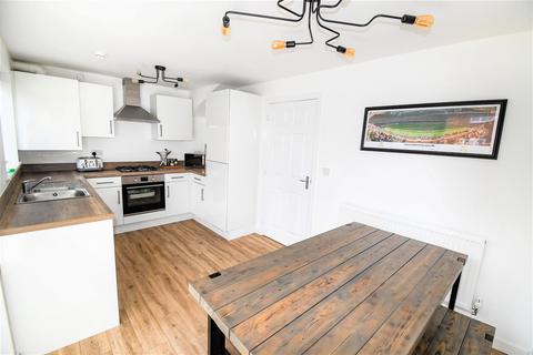 57 Bounty Drive, Kingswood, Hull, HU7 3FN