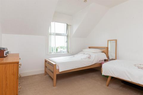 11 Burghmuir Road, Perth, PH1 1LS