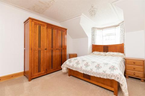 11 Burghmuir Road, Perth, PH1 1LS