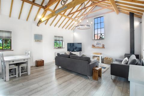 3 bedroom barn conversion for sale - Croft Road, Darlington