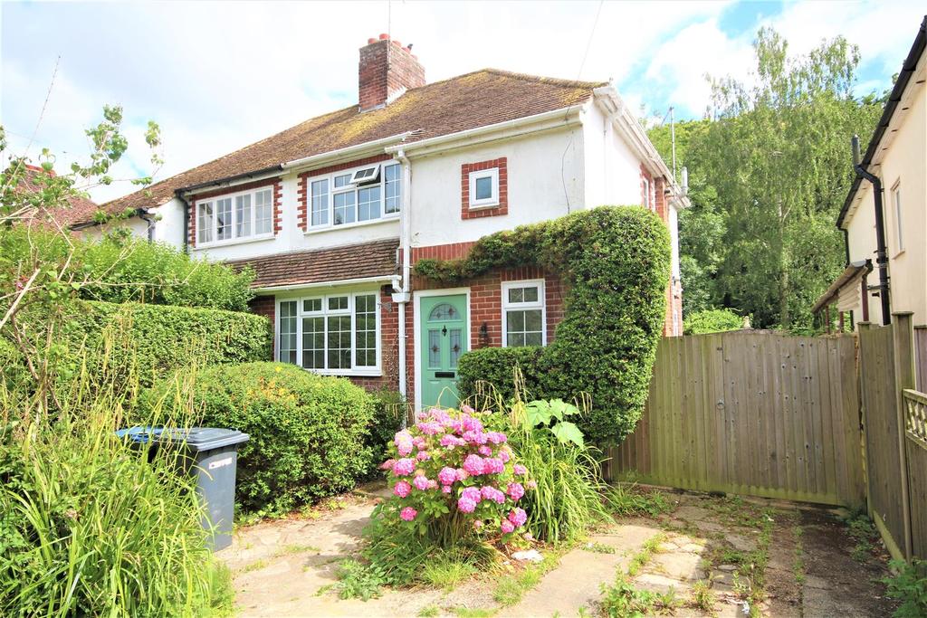 Downs Road, Canterbury 2 bed house £1,350 pcm (£312 pw)