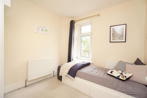 9 Longfield Road, Sheffield, S10 1QW