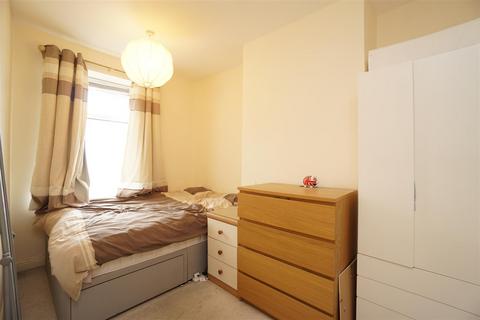 9 Longfield Road, Sheffield, S10 1QW