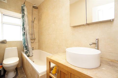 9 Longfield Road, Sheffield, S10 1QW