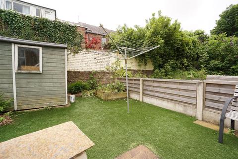 9 Longfield Road, Sheffield, S10 1QW