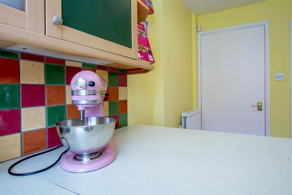 Kitchen DSC 1128-HDR copy.jpg