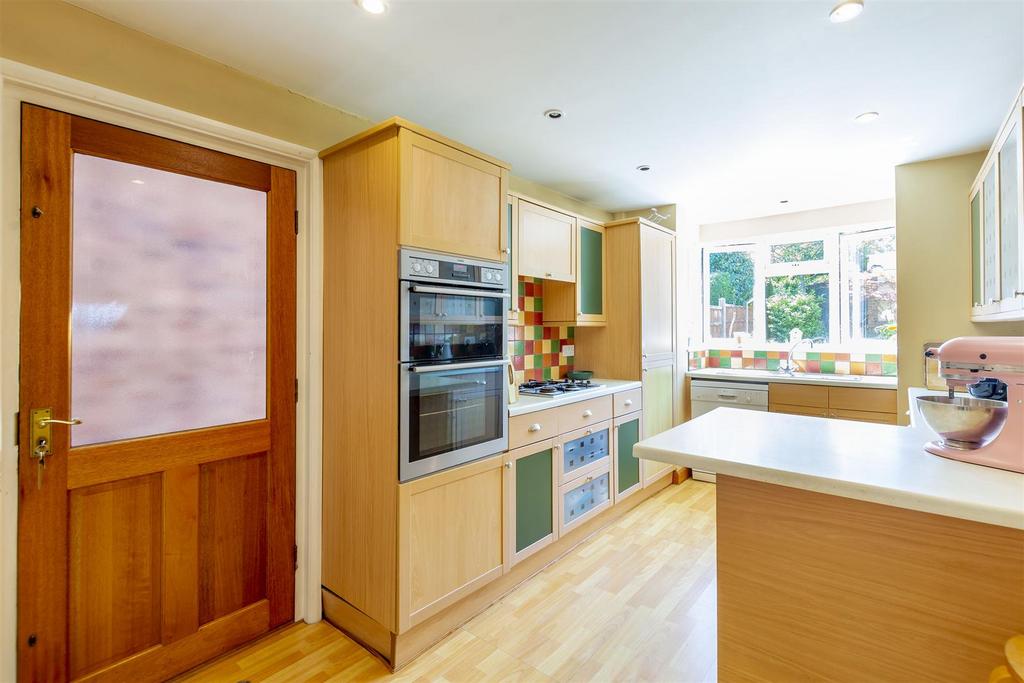 KITCHEN DSC 3397-HDR copy.jpg