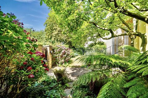 5 Prince Albert Road, London, NW1 7SN