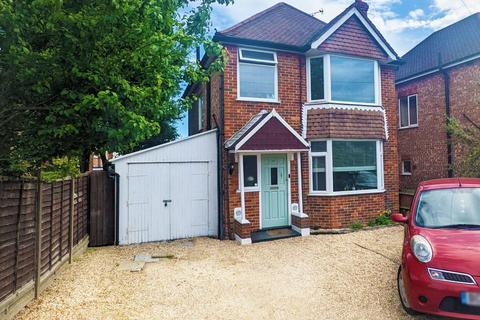 80 Grange Road, Guildford, GU2 9QD