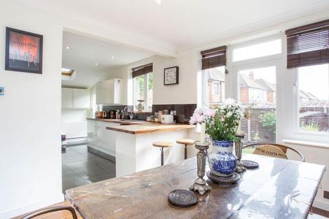 80 Grange Road, Guildford, GU2 9QD