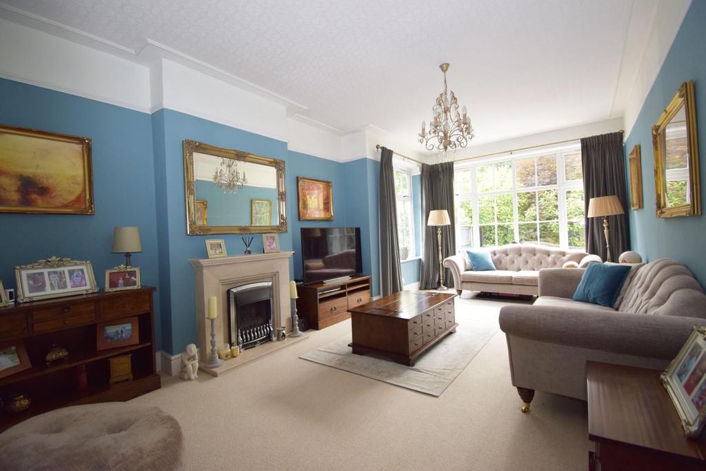 4 Church Lane, lounge a.jpg