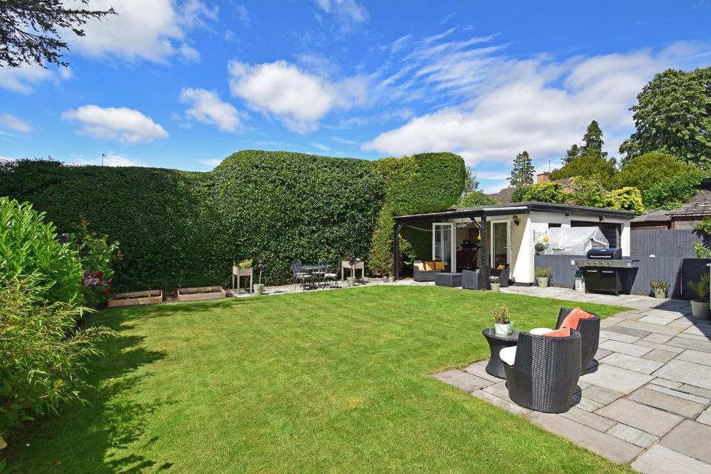 4 Church Lane, garden a.jpg